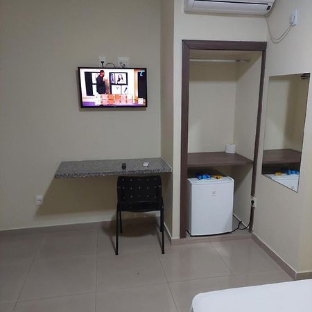 Apoema Hotel Cuiabá Extérieur photo