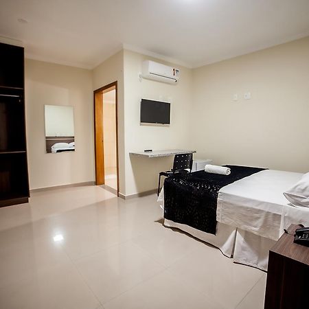 Apoema Hotel Cuiabá Extérieur photo
