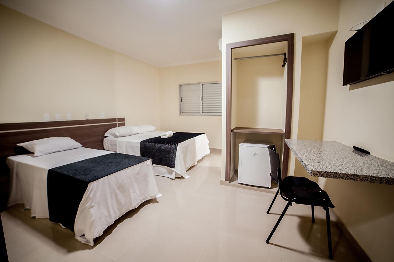 Apoema Hotel Cuiabá Extérieur photo