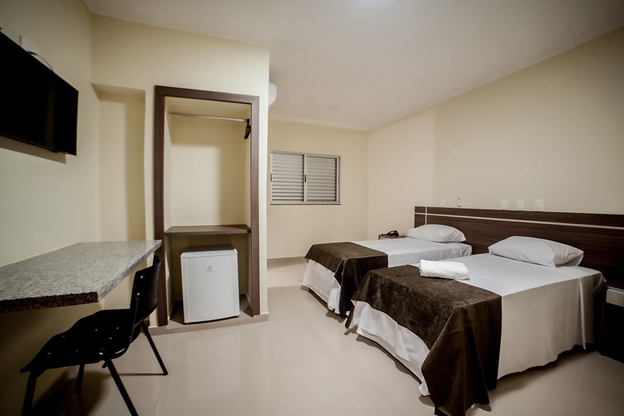 Apoema Hotel Cuiabá Extérieur photo