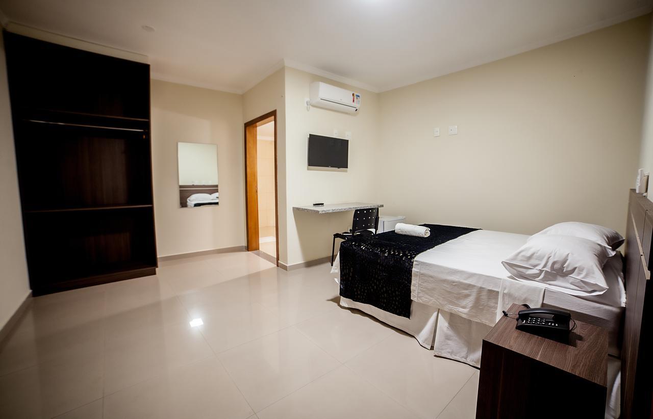 Apoema Hotel Cuiabá Extérieur photo